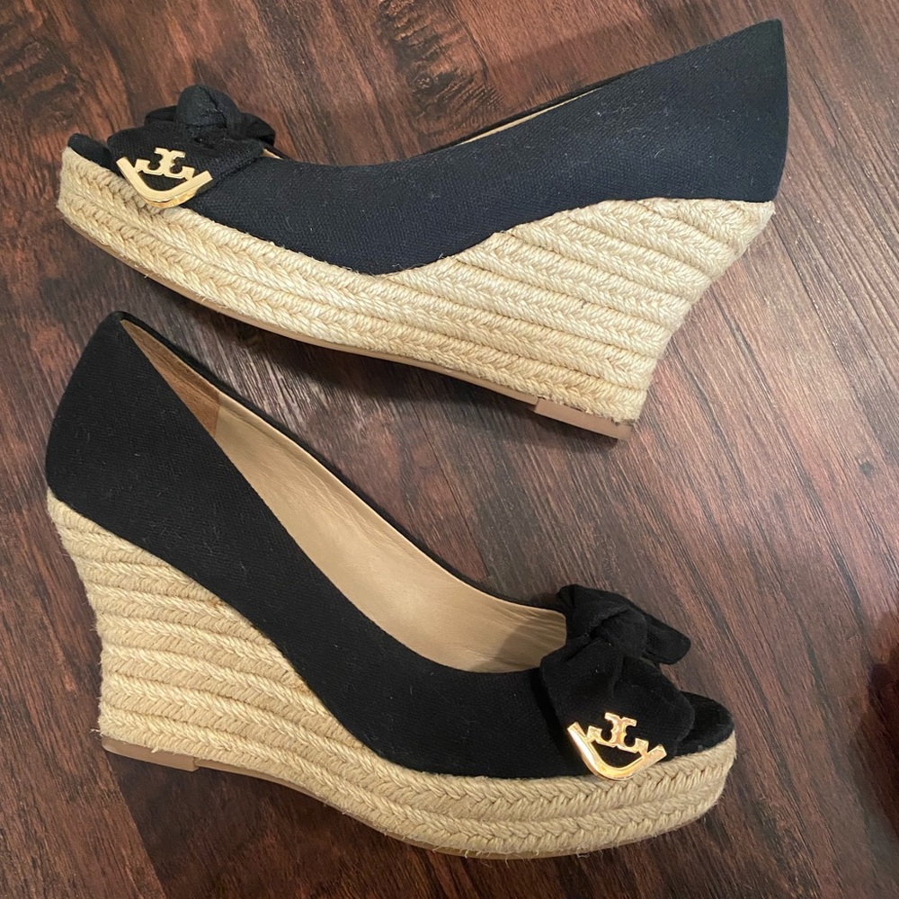 Tory Burch Black Wedges Size 6
